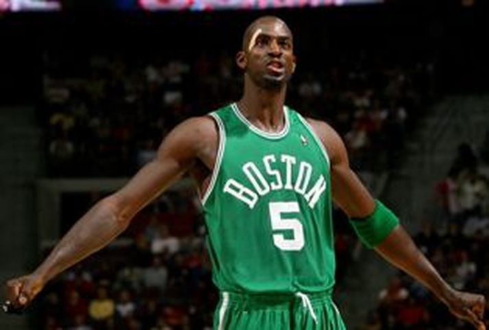 Kevin Garnett.