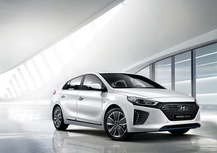 Hyundai IONIC verður framleiddur sem tvinnbíll, tengiltvinnbíll og rafmagnsbíll.