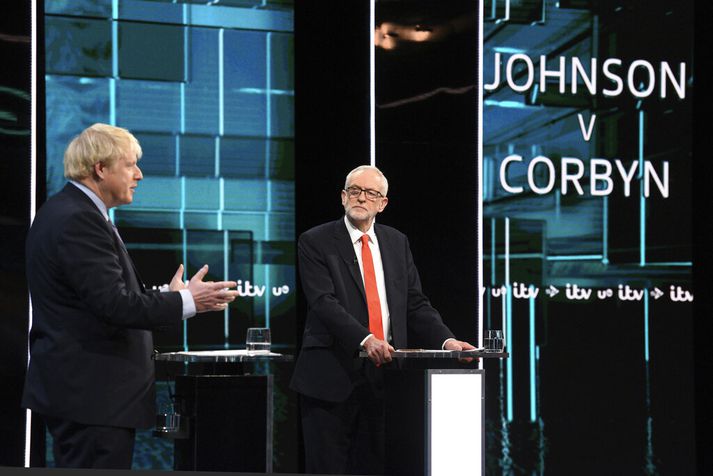Boris Johnson og Jeremy Corbyn tókust á í kvöld.