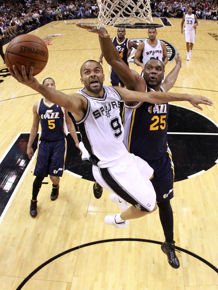 Tony Parker fór á kostum í Texas í kvöld.