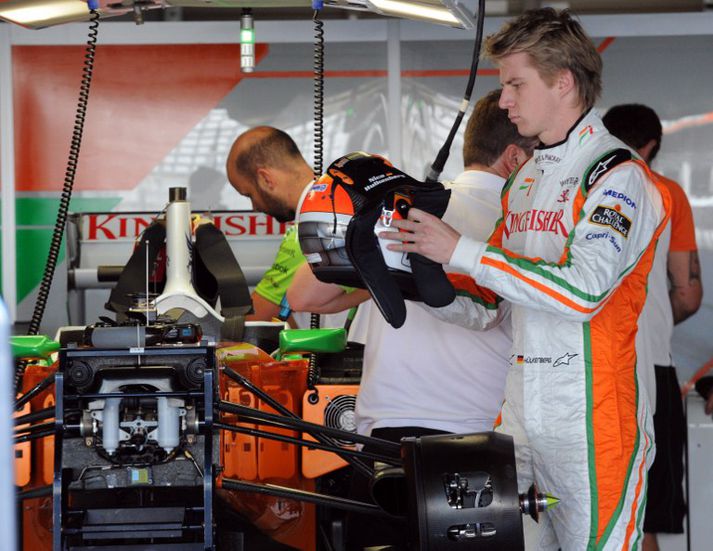 Undirbúningur liðanna er nú í fullum gangi. Hulkenberg var fljótastur í Force India bílnum í dag.