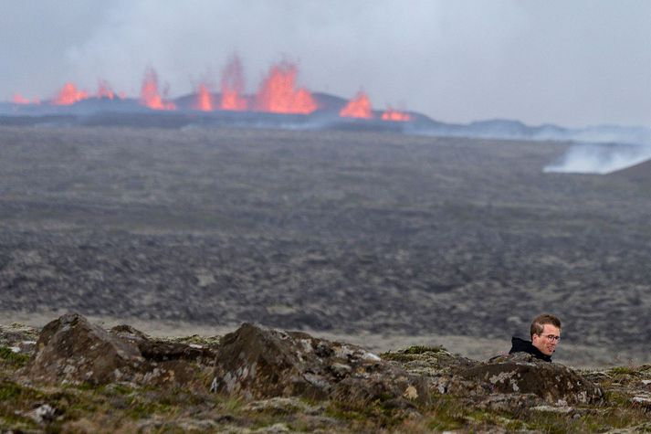 Eldgosið við Sundhnúksgígaröðina.