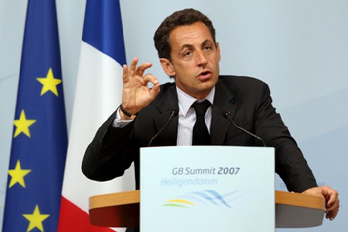 Sarkozy á fréttamannafundinum í Heiligendamm í dag.