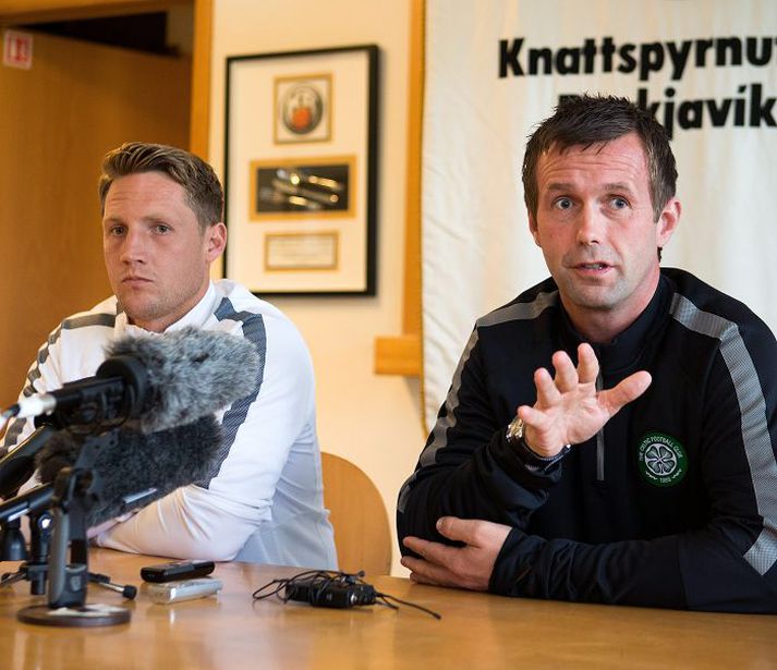 Norðmaðurinn Ronny Deila var yfirvegaður á fundinum í gær sem hann sat ásamt Kris Commons, besta leikmanni skosku deildarinnar í fyrra.