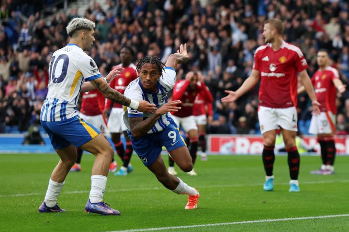 Joao Pedro fagnar sigurmarki sínu gegn Manchester United.