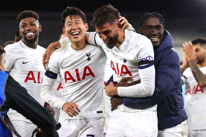 Son Heung-min og Rodrigo Bentancur á góðri stundu í leik með Tottenham. Son segir að enn sé allt gott á milli þeirra tveggja.