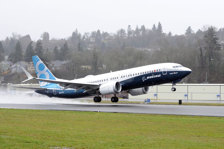 Boeing 737 max tekst á loft í fyrsta sinn.