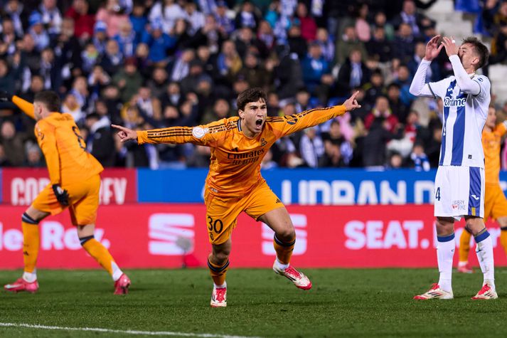 Gonzalo Garcia fagnar hér sigurmarki sínu fyrir Real Madrid á móti Leganes í kvöld.