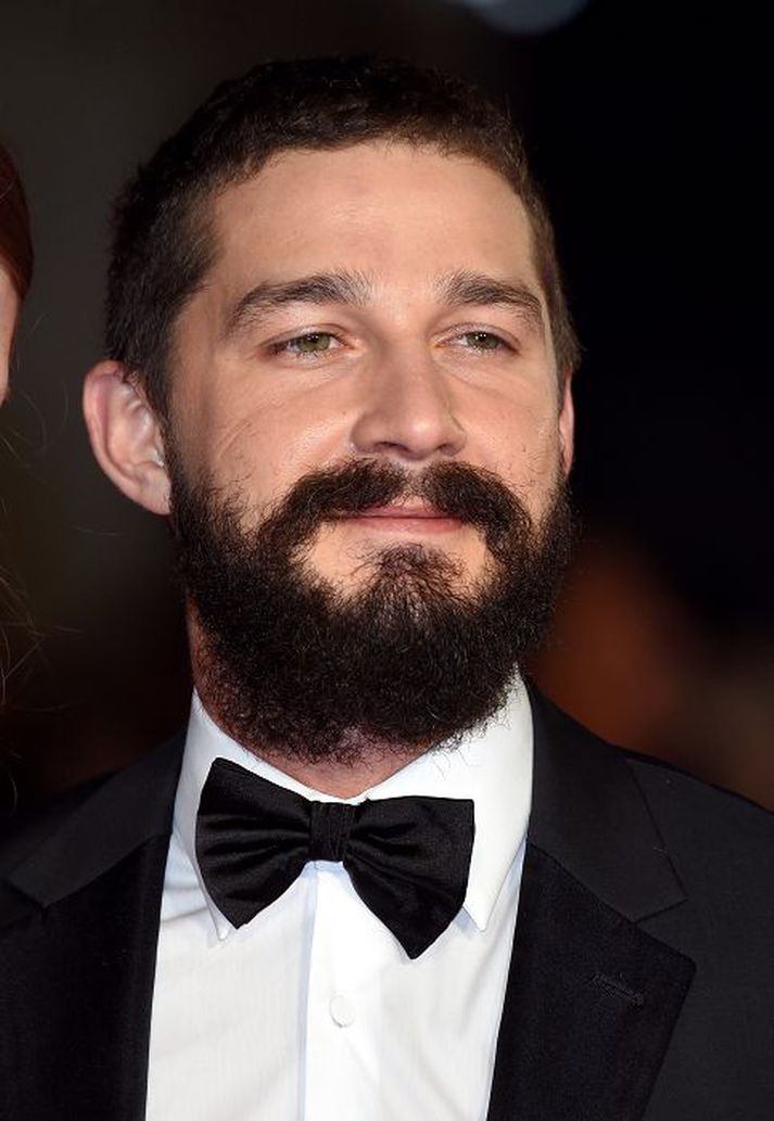 Shia Labeouf lék á móti Ziegler í myndbandinu.