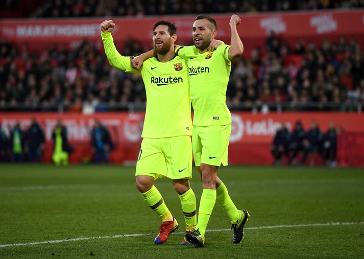 Alba og Messi fagna í kvöld.