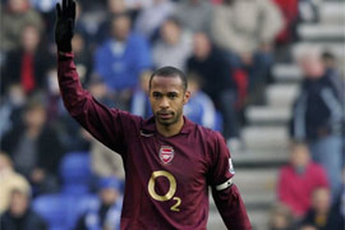 Thierry Henry skoraði tvö mörk fyrir Arsenal í sigrinum á Wigan í dag
