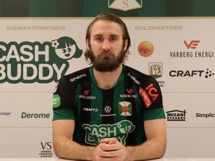 Óskar Sverrisson er leikmaður Varbergs.