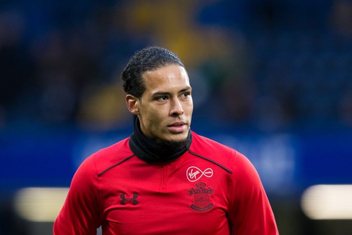 Virgil van Dijk mun spila í treyju númer 4 hjá Liverpool.