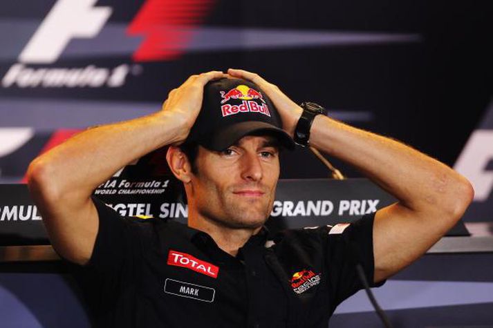 Mark Webber á fundi með fréttamönnum í Singapúr í dag.