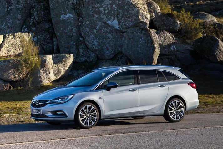 Opel Astra Sports Tourer.