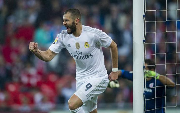 Benzema fagnar öðru marki sínu.