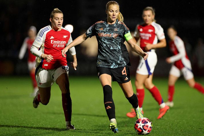 Glódís Perla Viggósdóttir á ferðinni gegn Arsenal í Meistaradeild Evrópu. Fyrir handan hornið er núna risaeinvígi við Lyon í þeirri keppni.