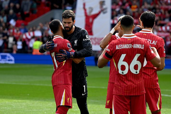 Mohamed Salah og Alisson Becker breyttu miklu fyrir Liverpool þegar þeir komu til félagsins á sínum tíma.