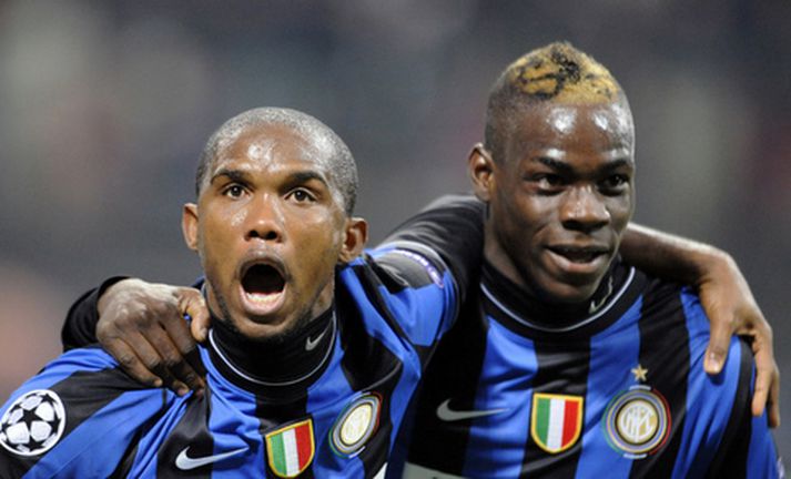 Samuel Eto'o og Mario Balotelli.