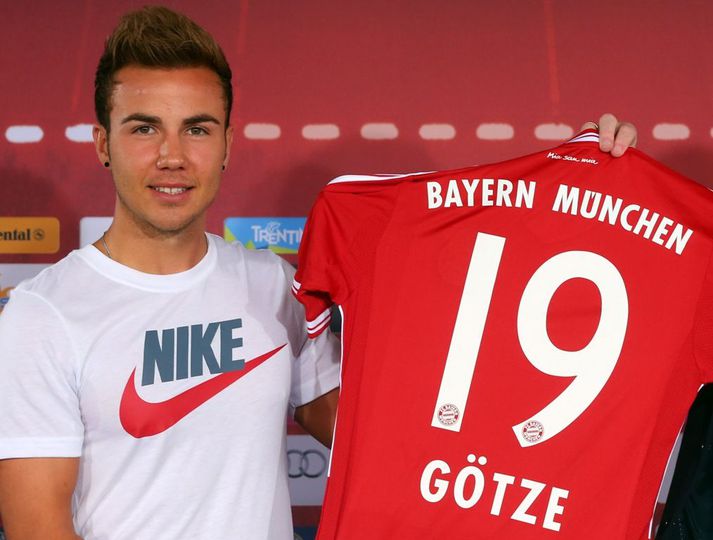 Mario Götze þegar hann var kynntur til leiks með FC Bayern.