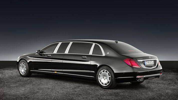 Mercedes Benz Maybach S600 Pullman.