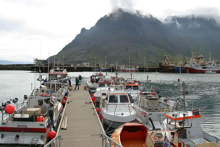 Frá höfninni í Bolungarvík. Haukur Vagnsson segir að nokkur sveitarfélög hafi boðið fyrirtæki hans að koma og nú sé hann farinn að íhuga að róa úr annarri höfn eftir skipulagsdeiluna við Bolungarvíkurkaupstað.