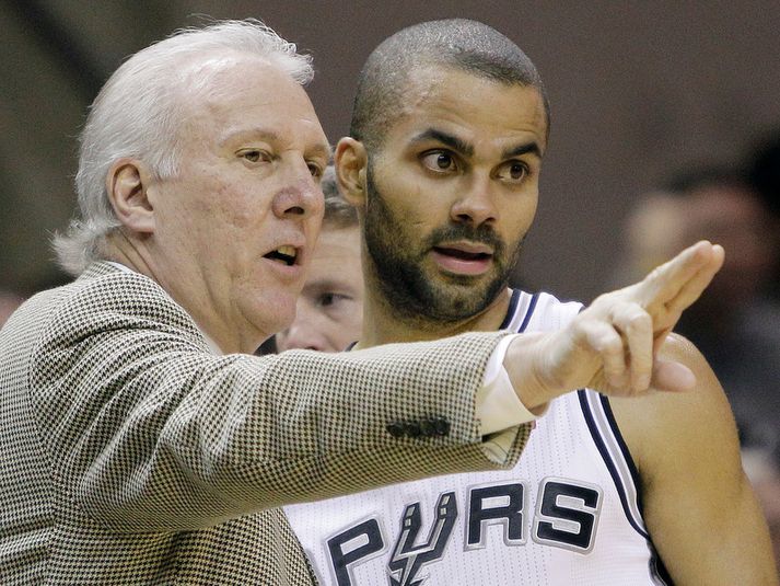 Tony Parker með þjálfara sínu Gregg Popovich.