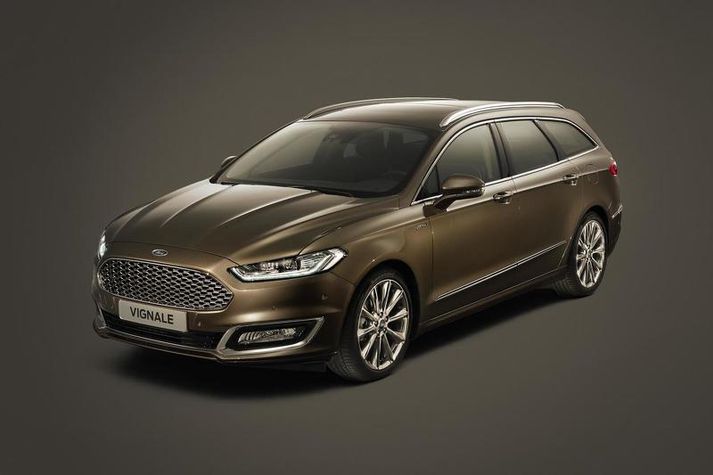 Ford Mondeo Vignale.