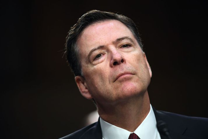 James Comey sem Donald Trump Bandaríkjaforseti rak úr embætti forstjóra Alríkislögreglunnar FBI, sagði í vitnisburði fyrir nefnd öldungadeildarinnar Bandaríkjaþings í gær að forsetinn hefði ítrekað óskað eftir því að hann sverði hollustu við sig.