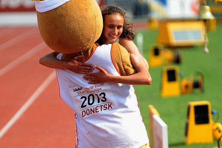 Aníta Hinriksdóttir fagnar hér sigri í 800 metrunum á HM í Úkraínu í sumar.