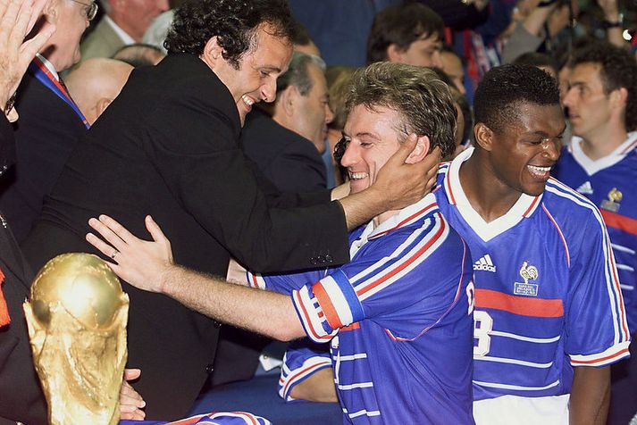 Didier Deschamps van HM 1998 og EM 2000 og er nú þjálfari Frakka.