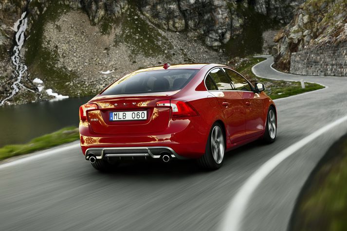 Volvo S60.