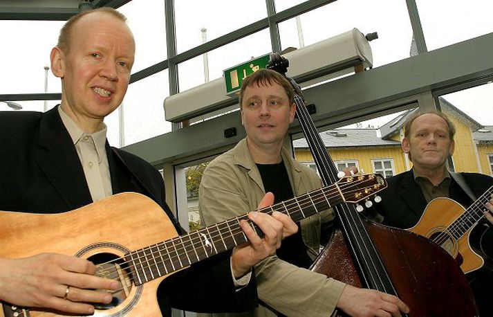 Tríóið Guitar Islancio fagnar tíu ára afmæli sínu með tónleikum í Salnum í Kópavogi.