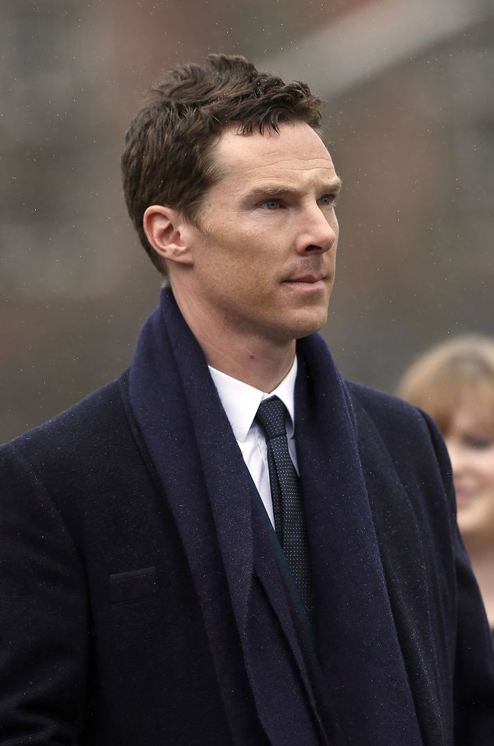 Benedict Cumberbatch leikur Sherlock Holmes og nú Hamlet.