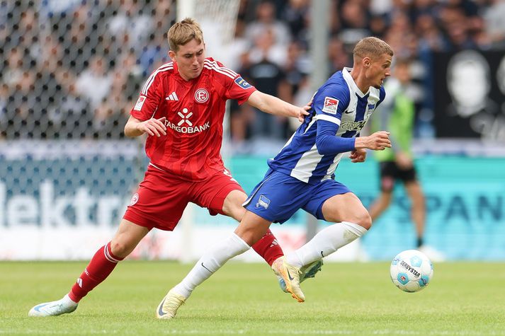 Ísak Bergmann Jóhannesson sést hér í leik Fortuna Düsseldorf og Herthu Berlín í dag.