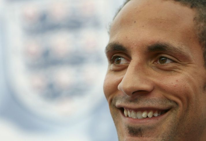 Rio Ferdinand er tæpur fyrir leikina í undankeppni EM vegna támeiðsla