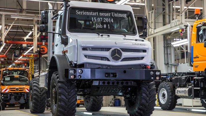 Fyrsti Unimog-inn af nýrri kynslóð rúllar af færibandi.