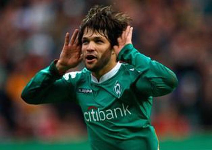 Diego fagnar marki fyrir Werder Bremen.