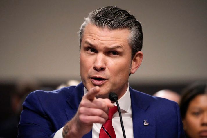 Tilnefning Donald Trump á sjónvarpsfréttamanninum Pete Hegseth til varnarmálaráðherra kom mörgum í opna skjöldu en hann er sagður skorta reynslu á sviði varnarmála. 