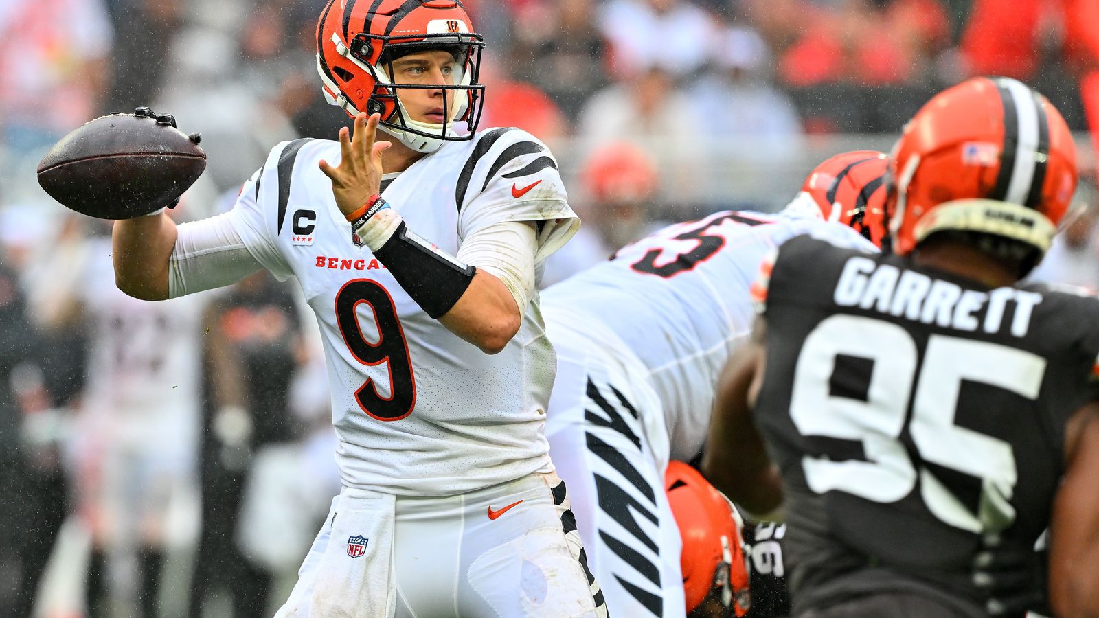 Bleacher Report on X: Bengals benched Joe Burrow in the 4Q after going  down 24-3 vs. Browns 14/31 82 YDS He just became the NFL's highest-paid  player on Thursday.  / X