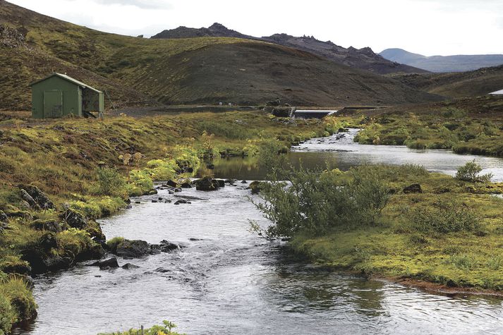 Vatnsvinnslu Hafnfirðinga í Kaldárbotnum var jafnvel talið ógnað af vatnstöku Kópavogs og Reykjavíkur í Vatnsendakrika.