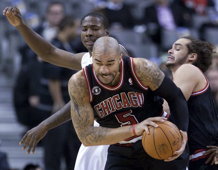 Carlos Boozer var öflugur í nótt.