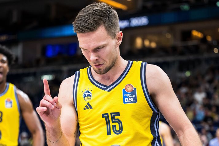 Íslenski landsliðsbakvörðurinn Martin Hermannsson hefur raðað inn stoðsendingum með Alba Berlin í EuroLeague í vetur.