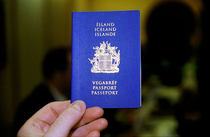 Ísland er í fimmta sæti yfir dýrustu vegabréfin. 