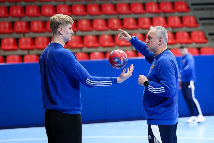 Viktor Gísli og Roland Eradze.