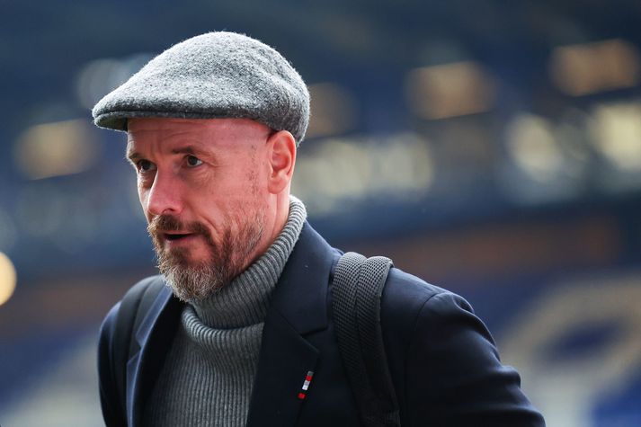 Erik ten Hag tók út leikbann þegar Manchester United sigraði Everton í gær.