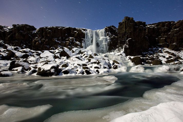 Í grein Steinunnar J. Kristjánsdóttur kemur fram að Þórdís Halldórsdóttir frá Sólheimum í Skagafirði var fyrsta konan sem var drekkt á Þingvöllum. 