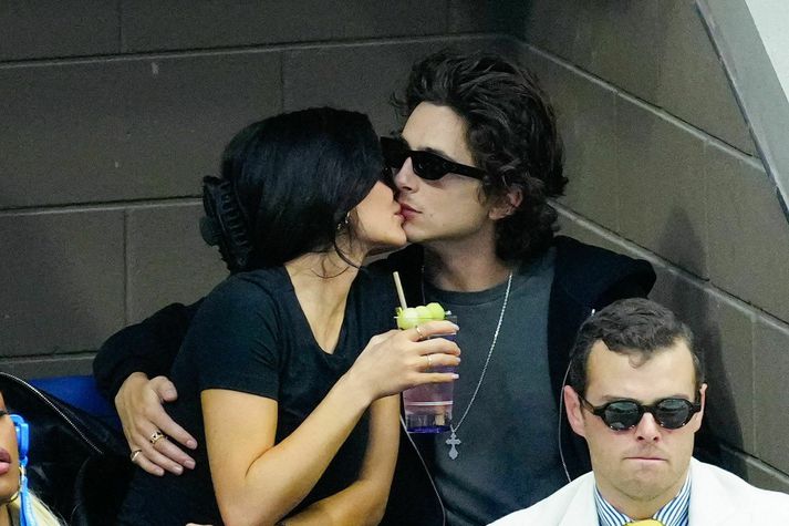 Kylie Jenner og Timothée Chalamet hafa örsjaldan sést saman í kringum almenning og kjósa að halda ást sinni að mestu frá sviðsljósinu.