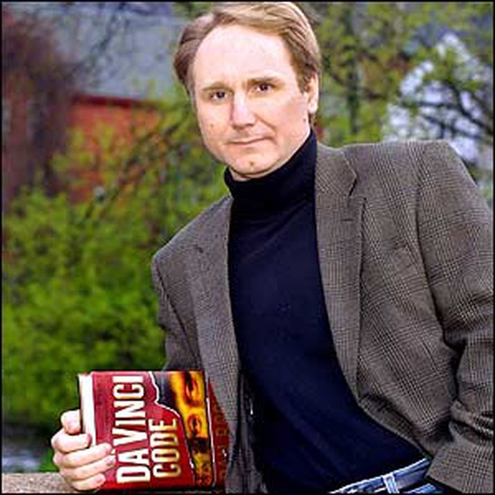 Dan Brown er orðinn milljarðamæringur á bókaskrifum sínum.