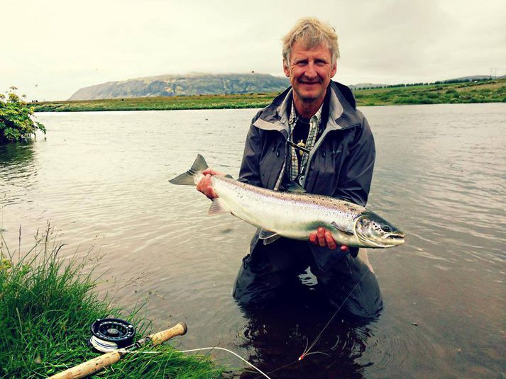 Árni Baldursson með 14 punda lax úr Símastreng í Soginu